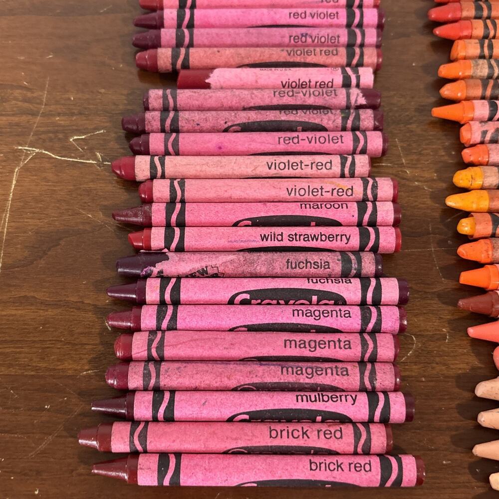 Crayola Crayons Vintage 90s Retired Binney & Smith Red Orange Thistle Pink Lot - Picture 3 of 12